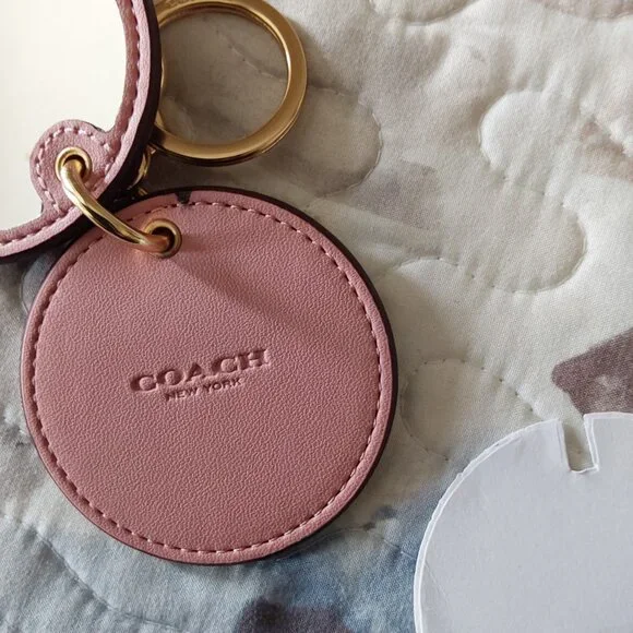 ***LOW START *** NIP Coach Mirror Purse Charm/Key Fob - Picture 4 of 11